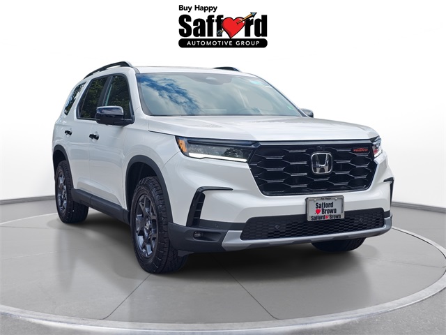 2025 Honda Pilot TrailSport's photo
