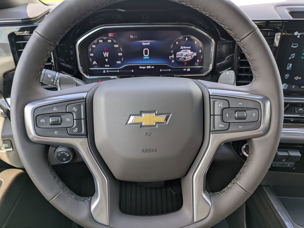 2025 Chevrolet Silverado 1500 LT photo 15