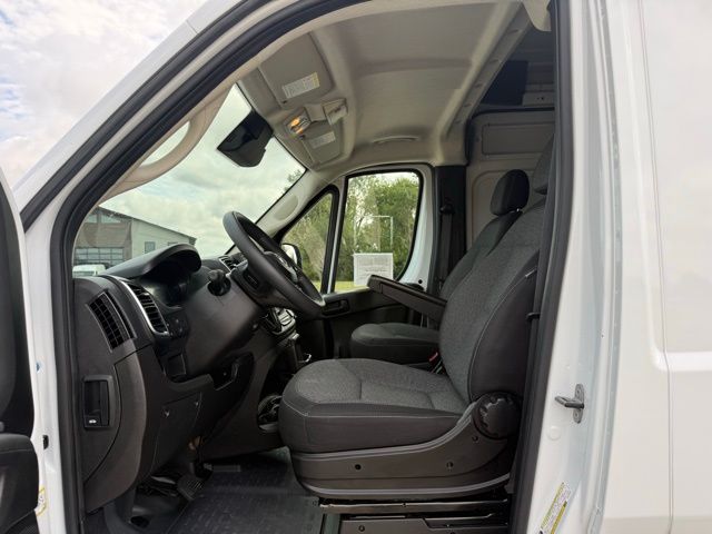2024 Ram ProMaster 2500 photo 24