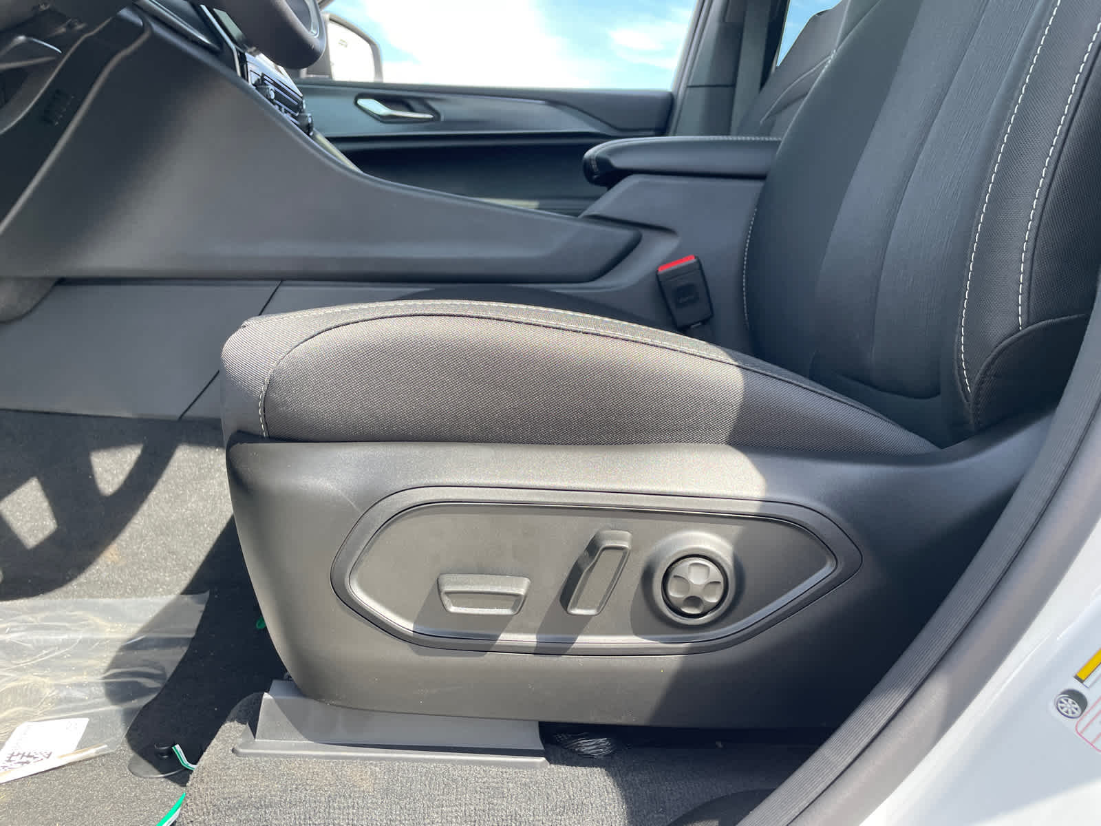 2025 Jeep Grand Cherokee Laredo X photo 17