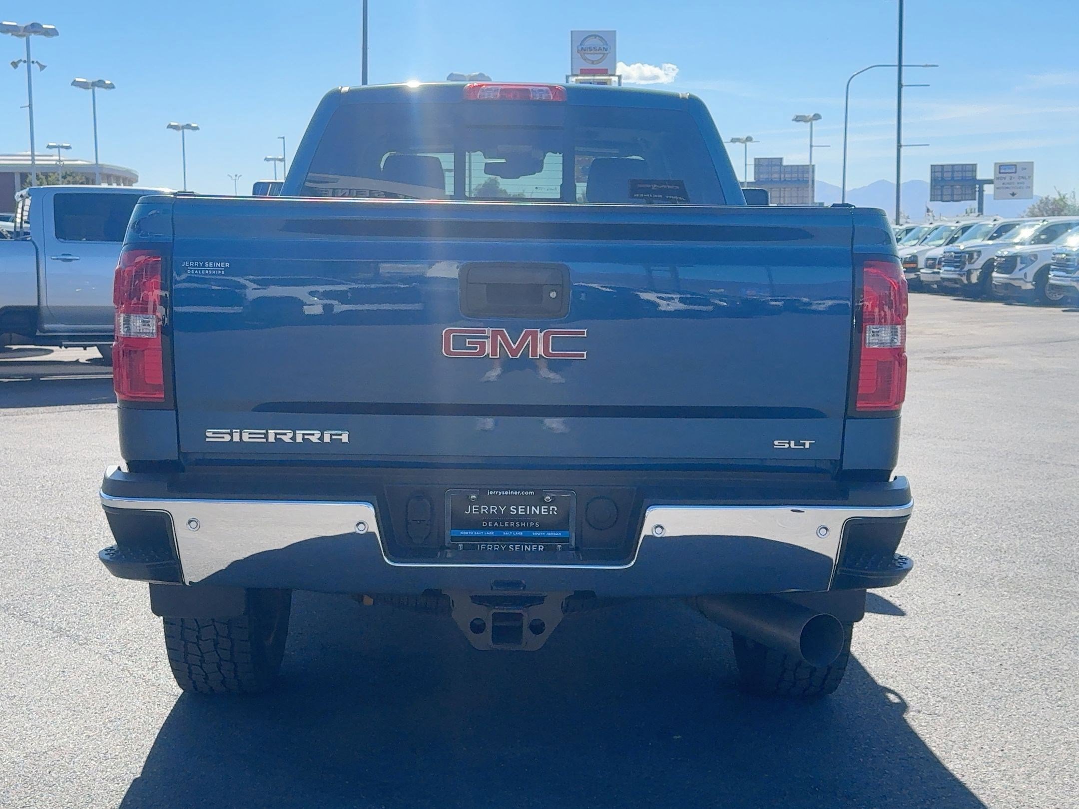 2018 Gmc Sierra 2500 HD SLT photo 3
