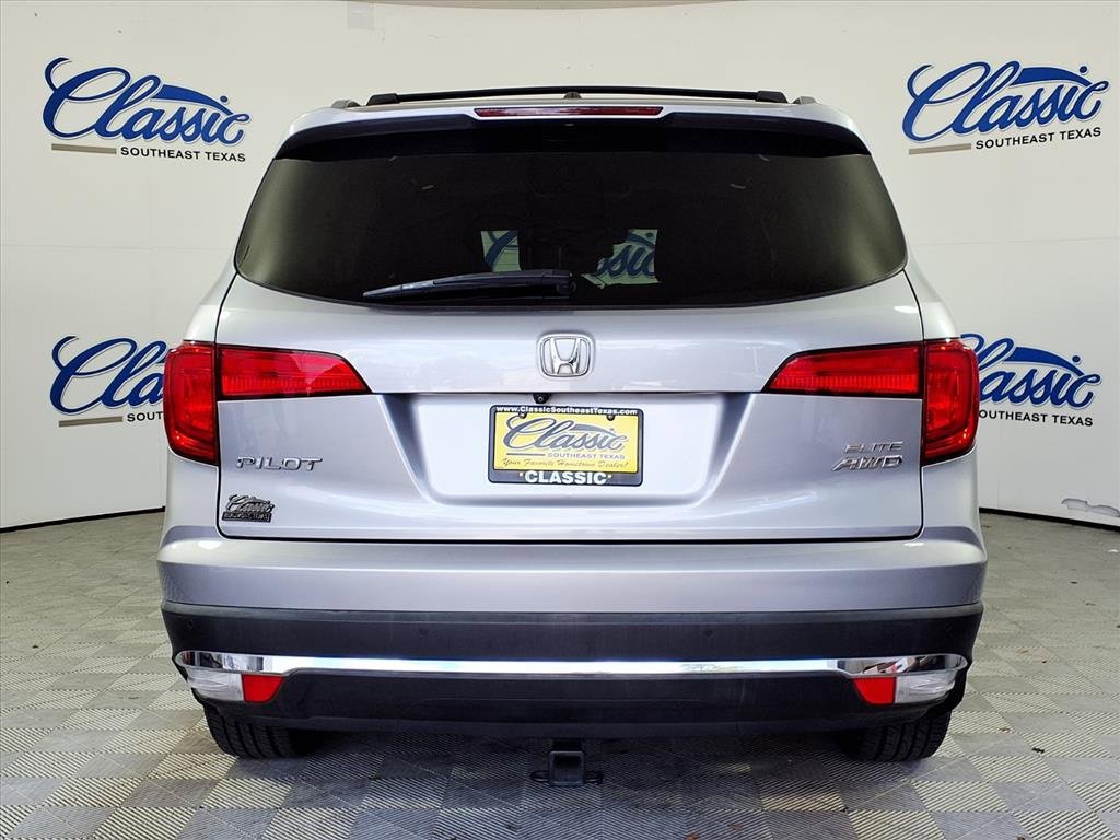 2016 Honda Pilot Elite photo 22