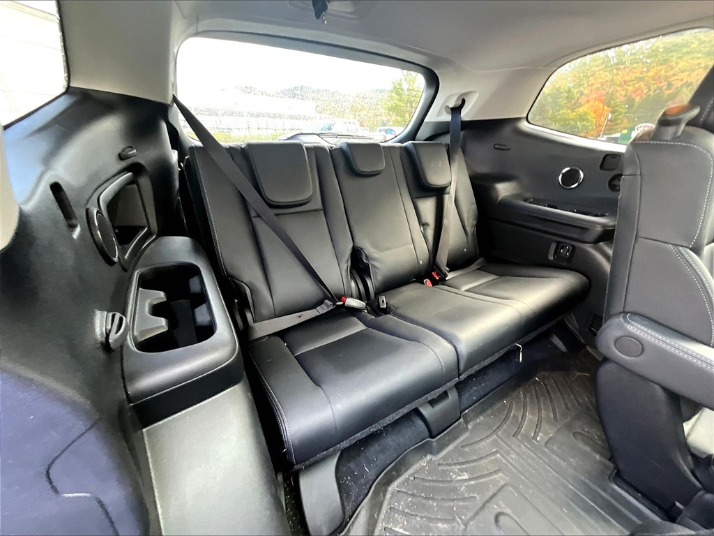 2023 Subaru Ascent Limited photo 12