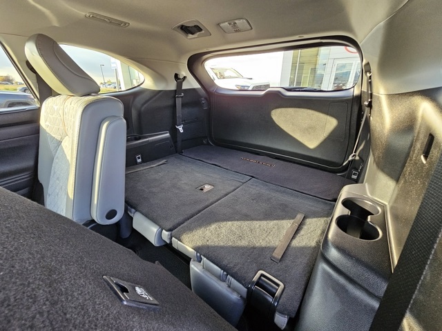 2023 Toyota Highlander Hybrid Bronze Edition photo 19
