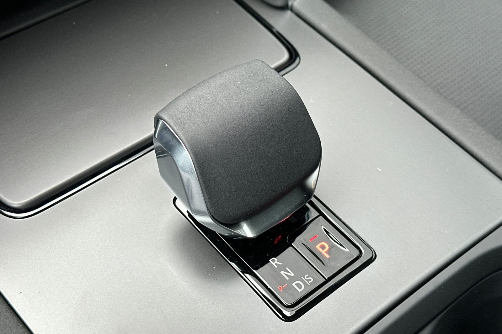 2025 Land Rover Discovery Sport Dynamic SE photo 20