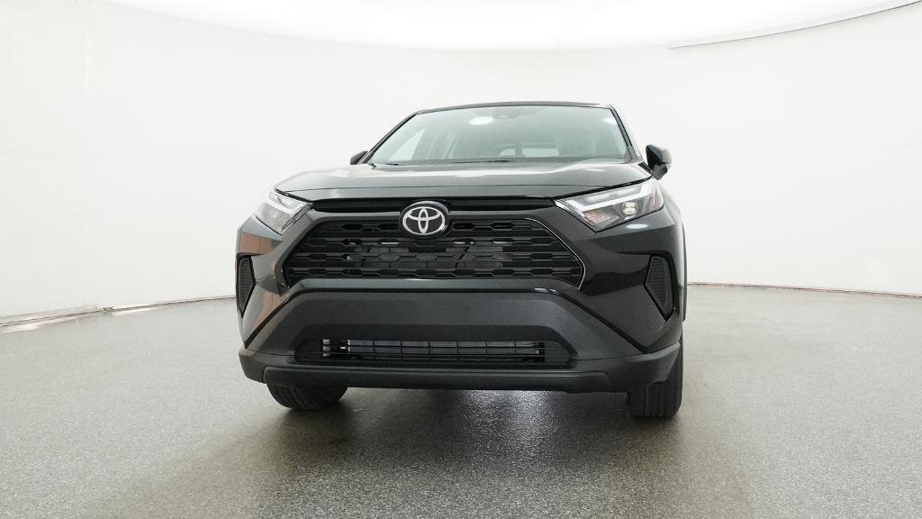 2025 Toyota RAV4 LE photo 3