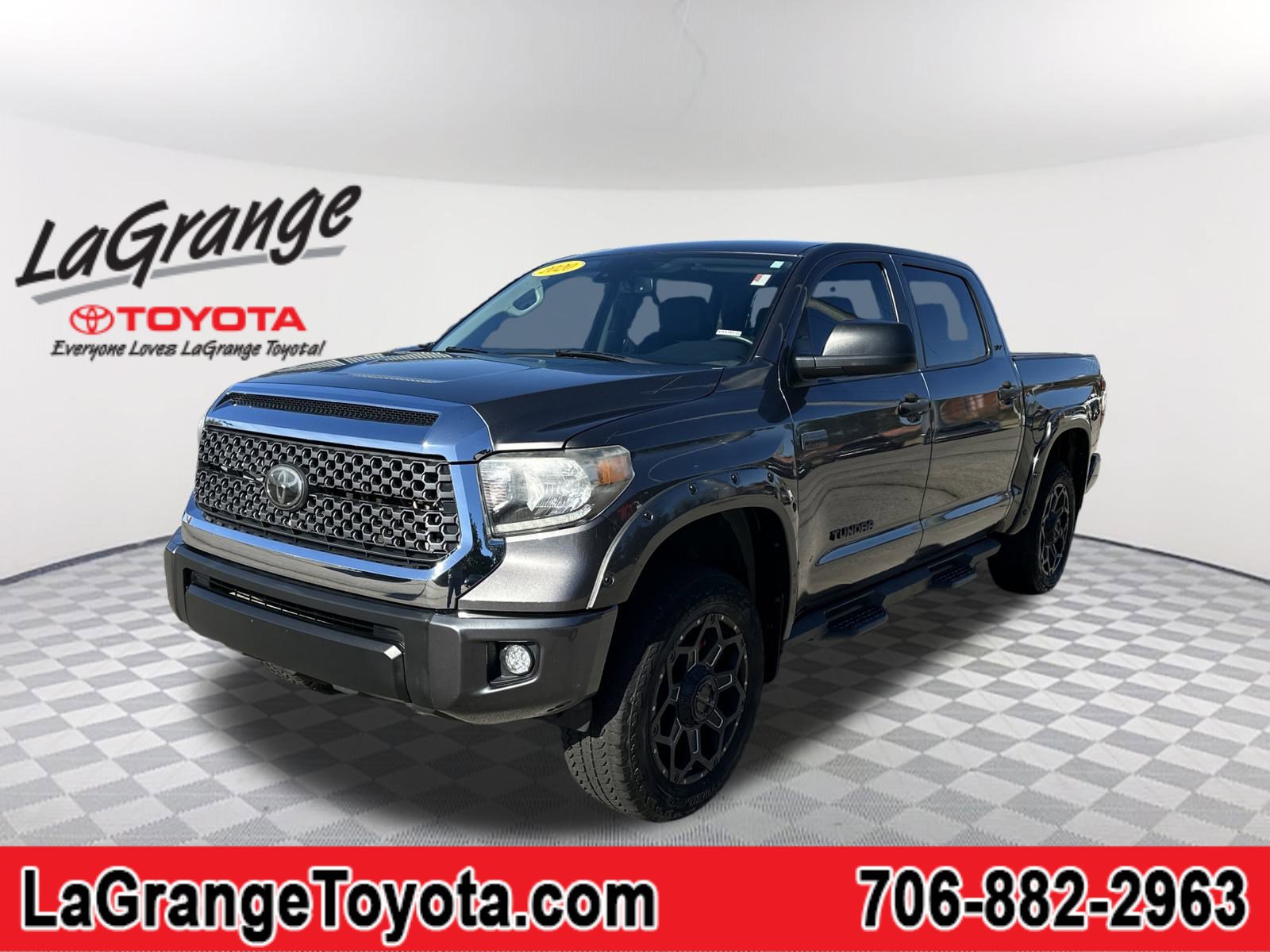 2020 Toyota Tundra SR5's photo
