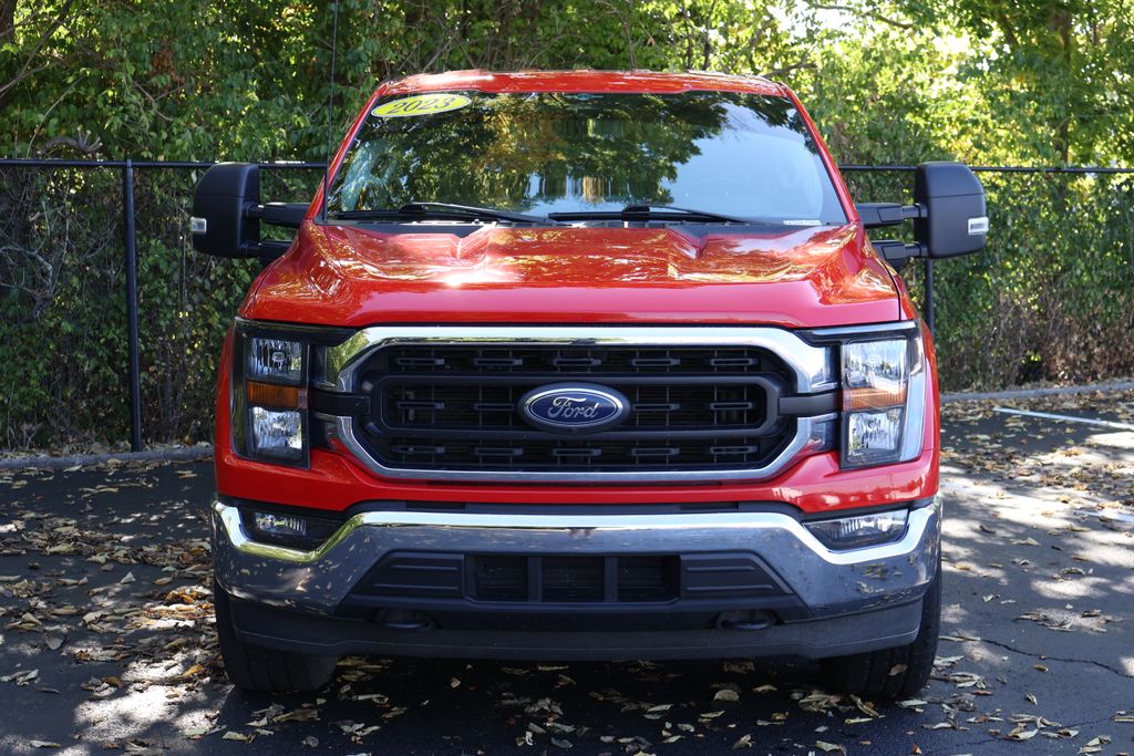 2023 Ford F-150 XLT photo 2