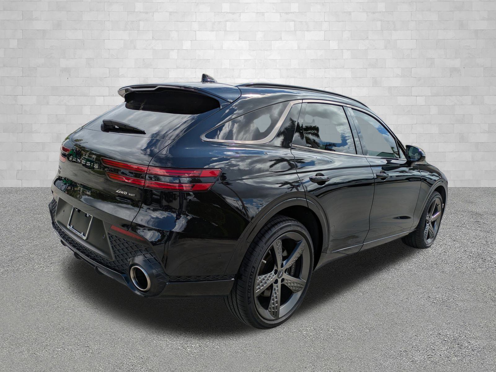2023 Genesis GV70 3.5T Sport Prestige photo 2