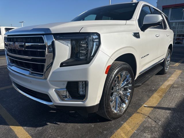 2021 GMC Yukon SLT's photo