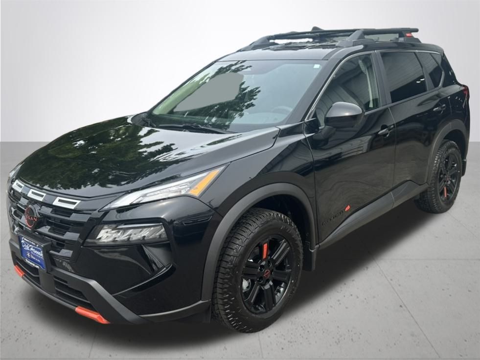 2026 Nissan Rogue SV photo 2