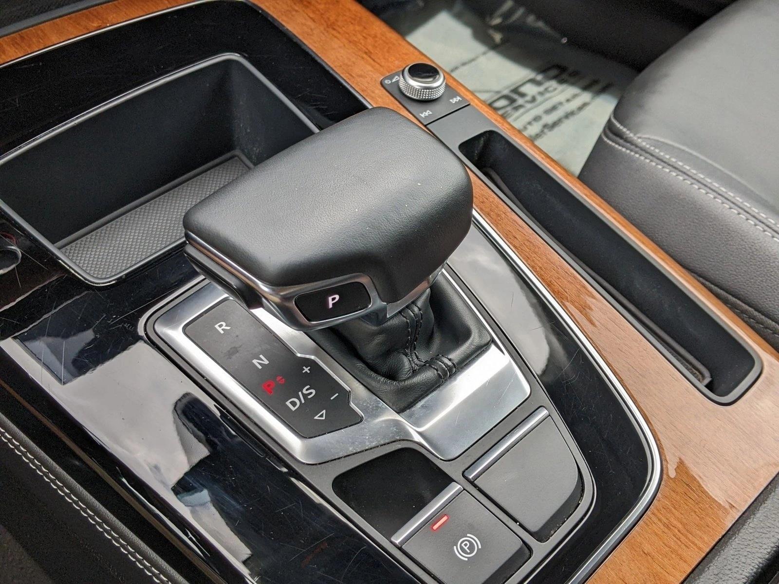 2023 Audi Q5 Premium Plus 40 TFSI photo 12