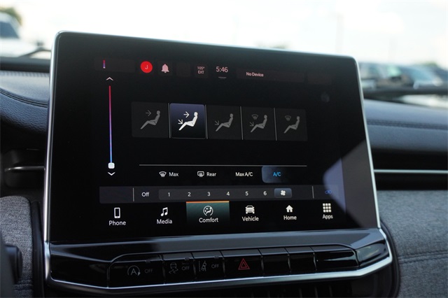 2023 Jeep Compass Latitude photo 21