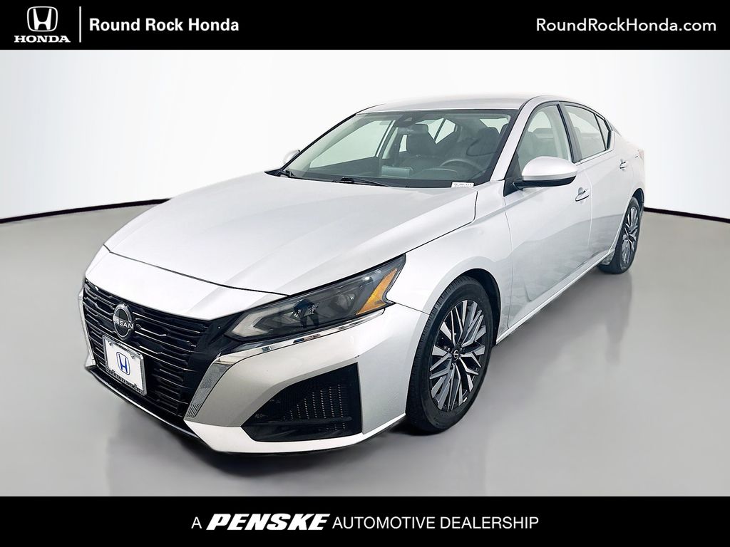 2023 Nissan Altima SV