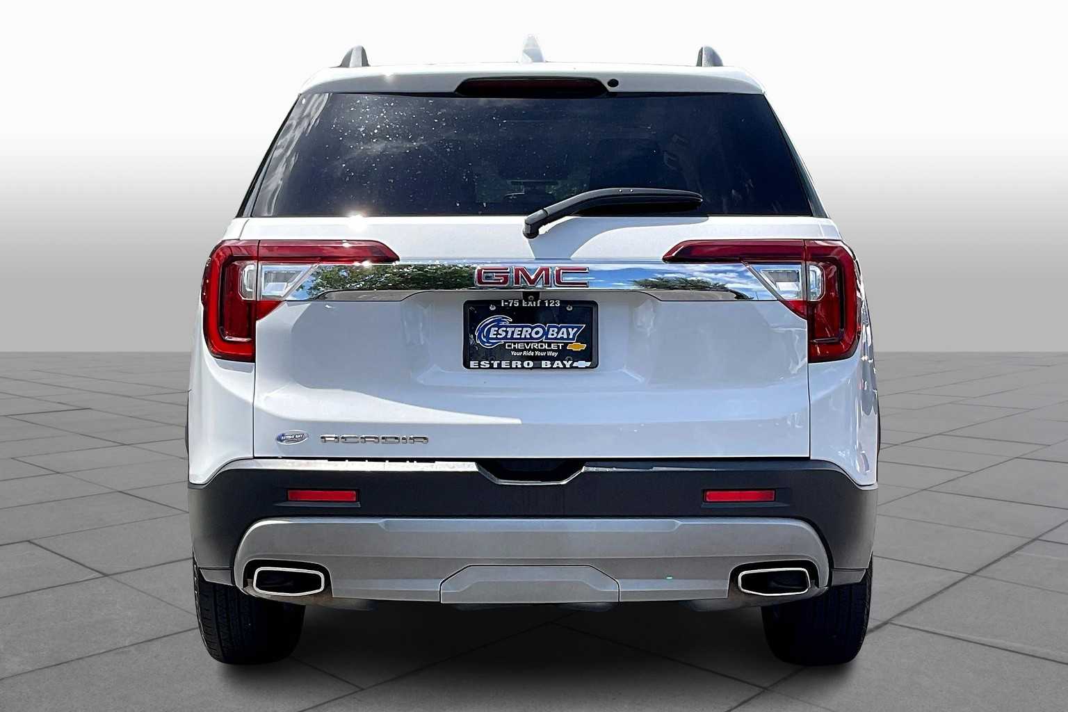 2023 Gmc Acadia SLT photo 4