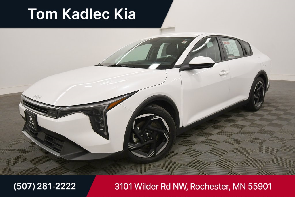 2025 Kia K4 EX's photo