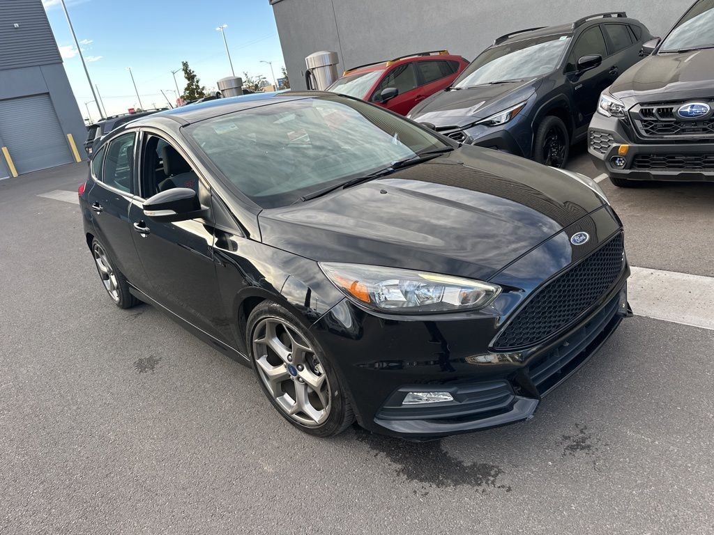2018 Ford Focus ST photo 3