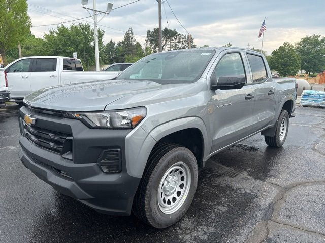2025 Chevrolet Colorado LT photo 6