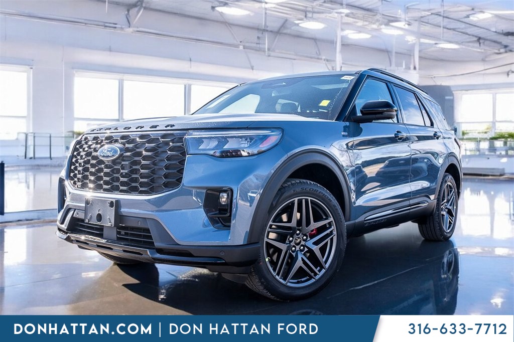 2026 Ford Explorer ST-LINE's photo