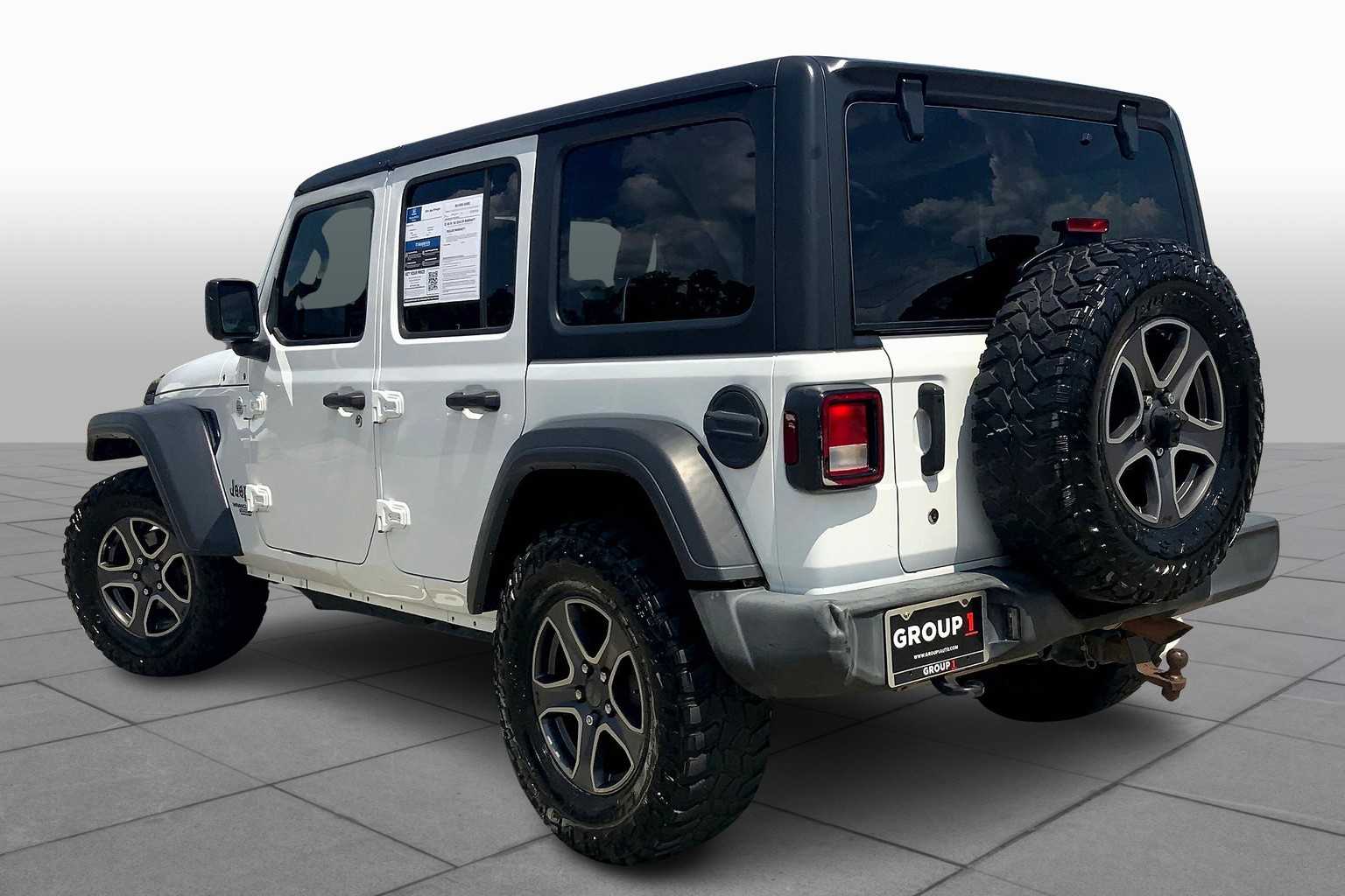 2018 Jeep Wrangler Unlimited Sport S photo 9