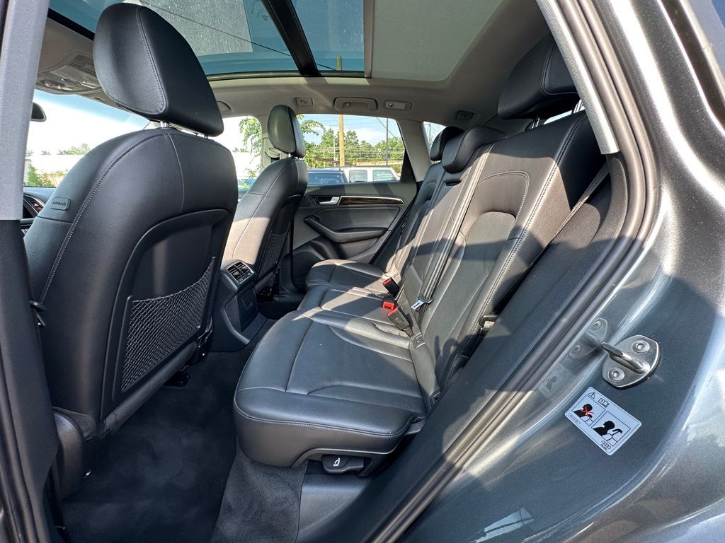2013 Audi Q5 2.0T Premium Plus photo 21