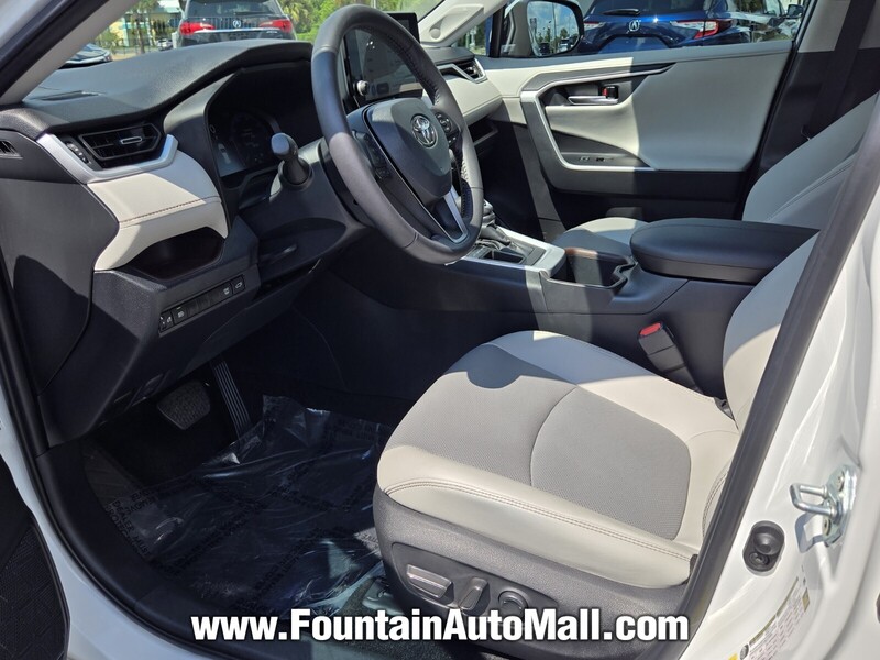 2024 Toyota RAV4 Limited photo 4