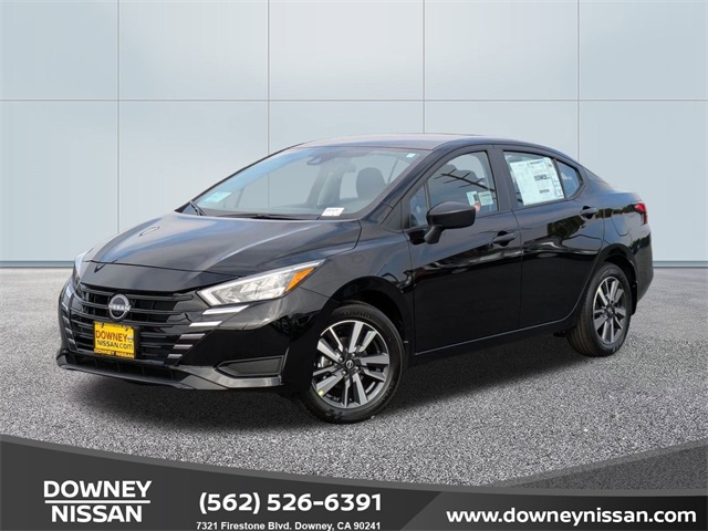 2025 Nissan Versa Sedan S's photo