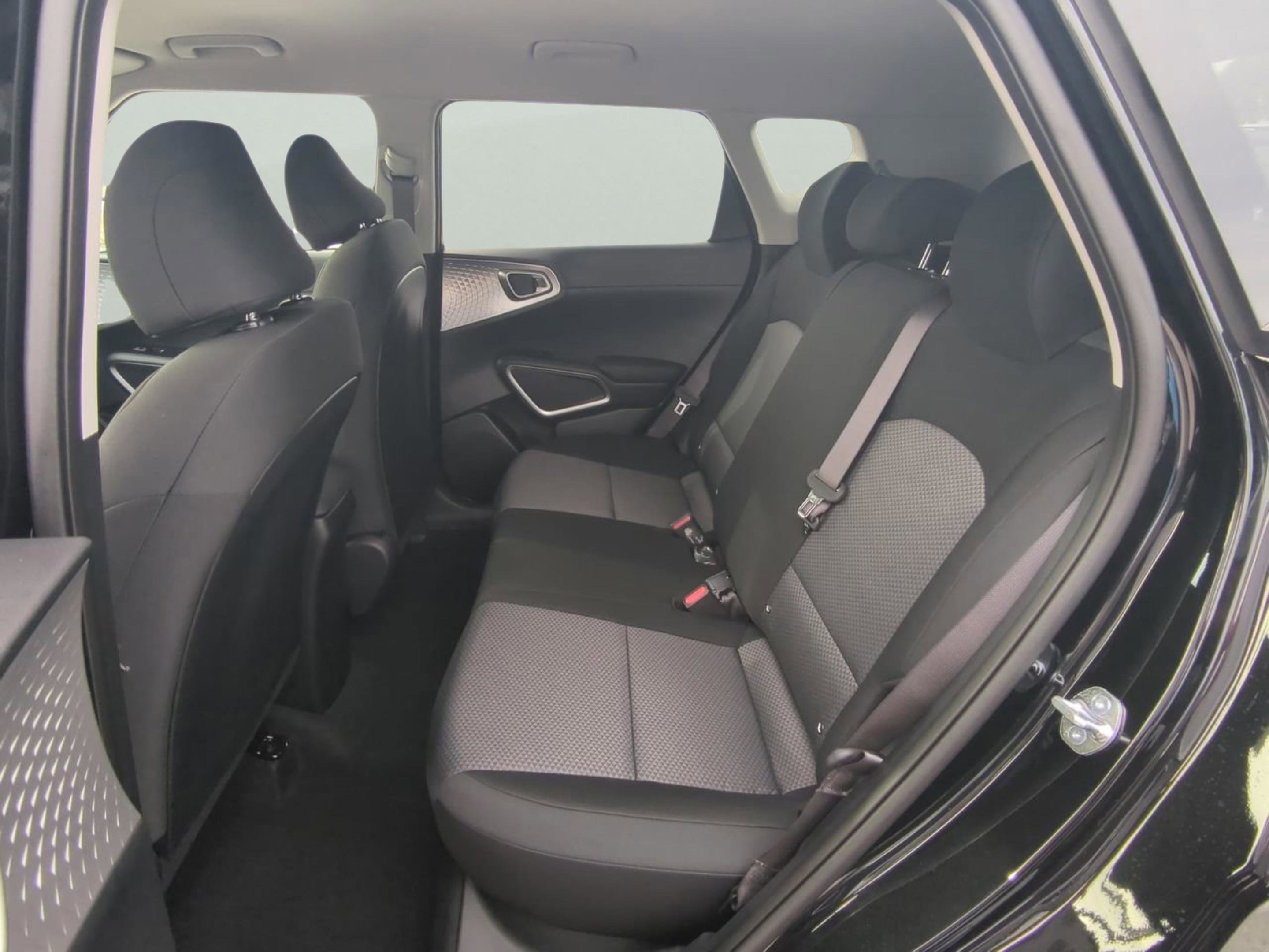 2025 Kia Soul LX photo 10