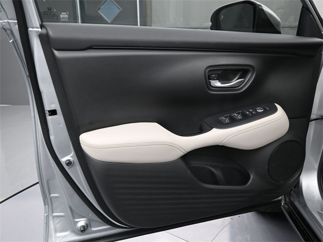 2026 Honda HR-V EX-L photo 2