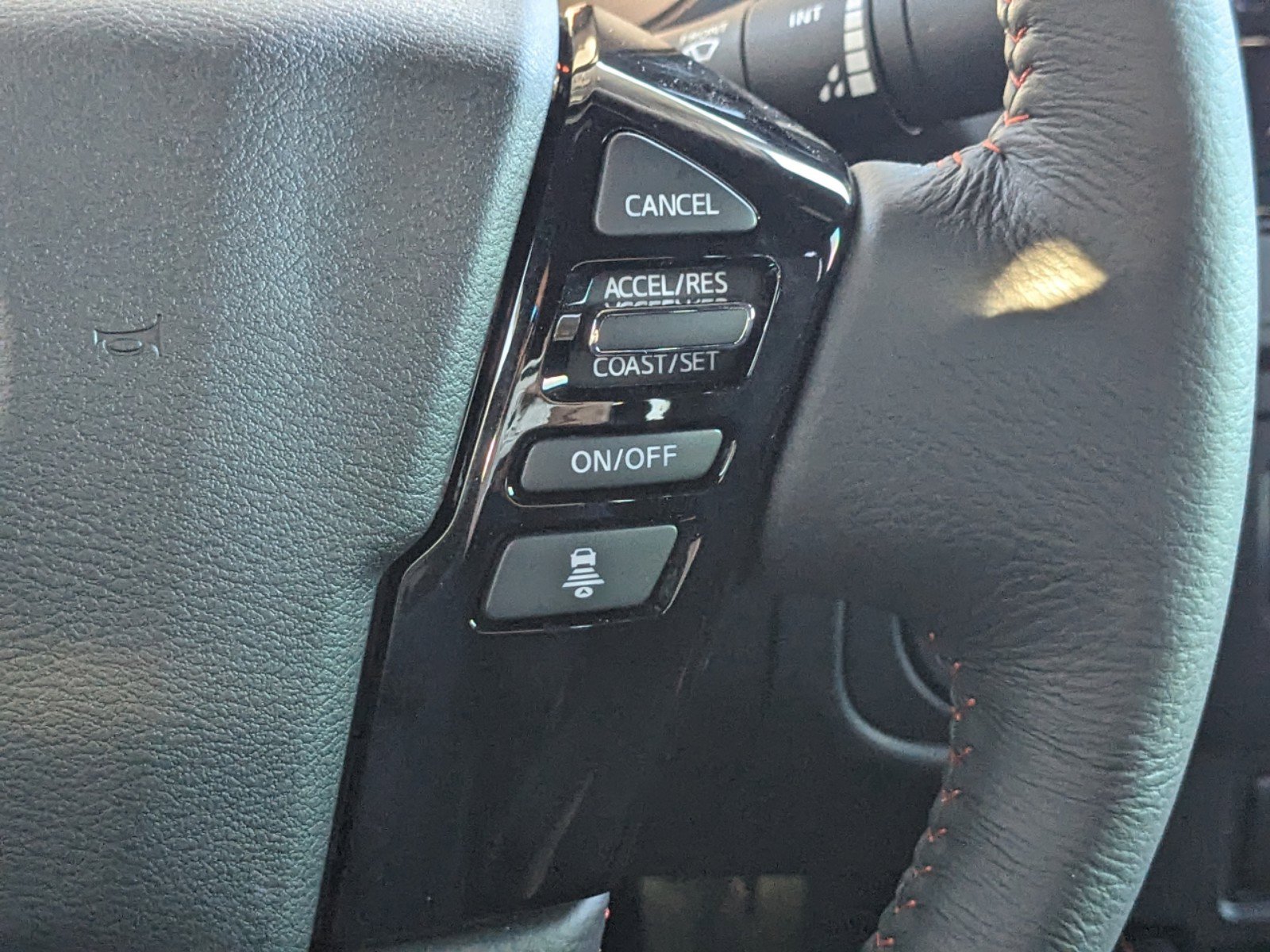 2025 Nissan Frontier Crew Cab PRO-X photo 21