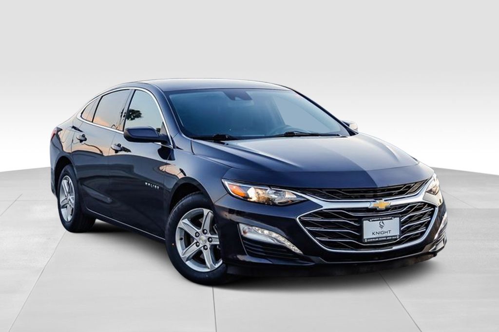 Used 2022 Chevrolet Malibu 1LT with VIN 1G1ZD5ST1NF170509 for sale in Claremont, CA