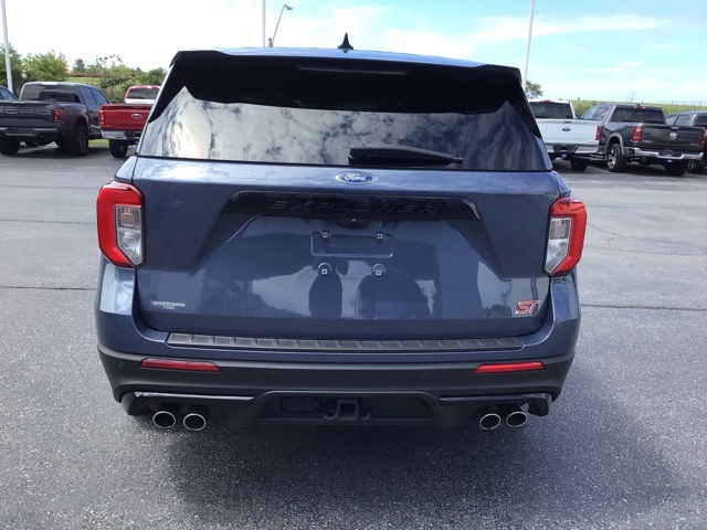 2021 Ford Explorer ST photo 4