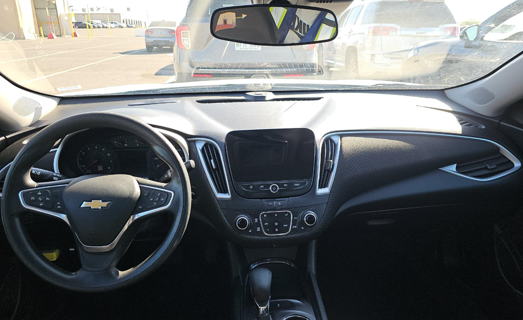 2023 Chevrolet Malibu 1LT photo 4