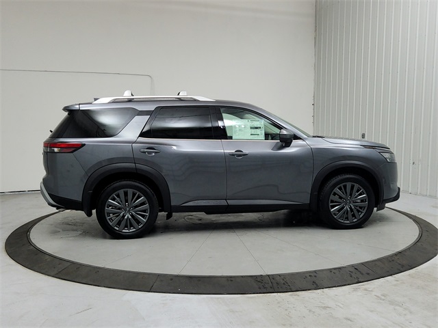 2025 Nissan Pathfinder SL photo 7