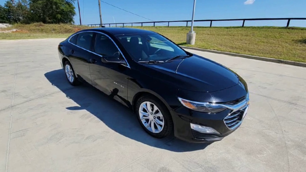 2023 Chevrolet Malibu 1LT photo 32