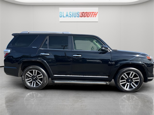 2019 Toyota 4Runner Limited photo 2