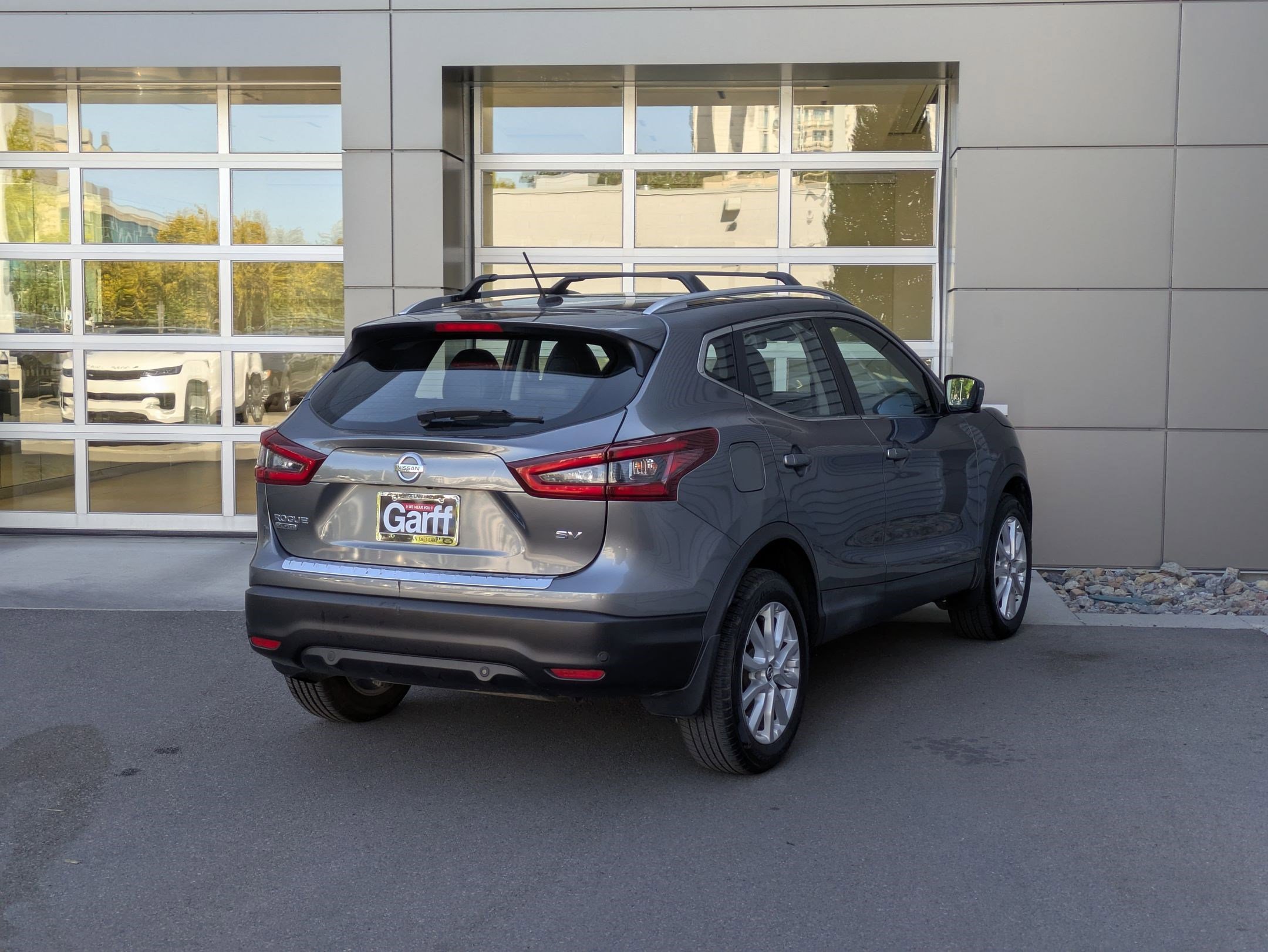 2020 Nissan Rogue Sport SV photo 5