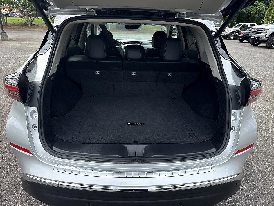 2024 Nissan Murano SL photo 11