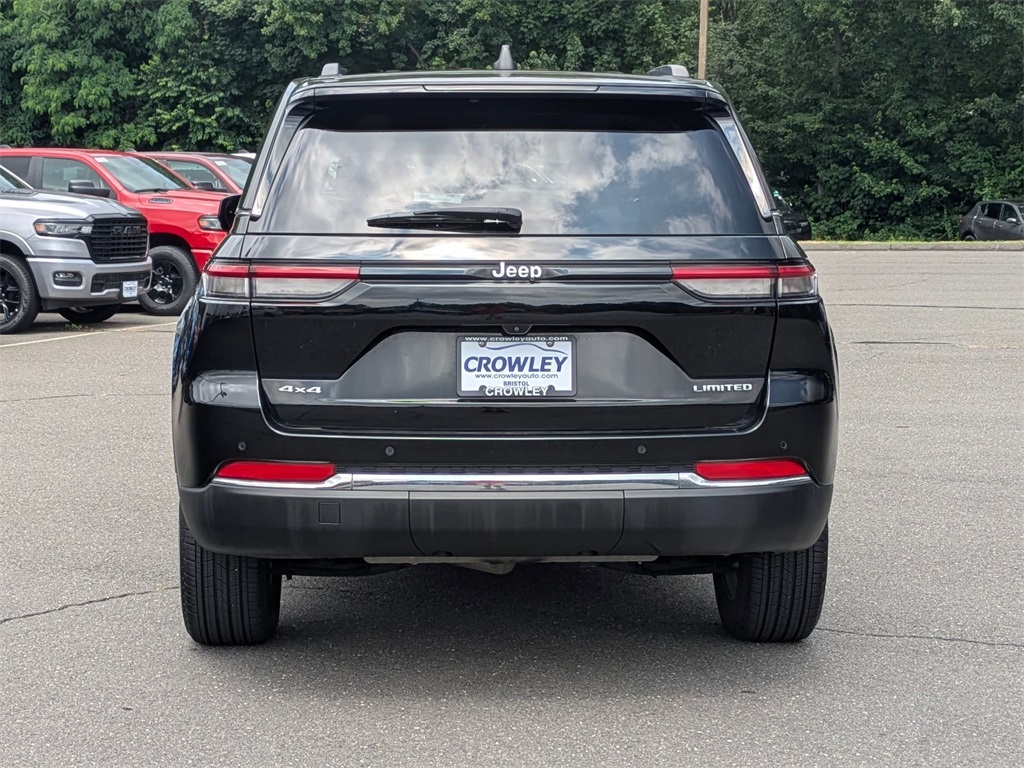 2022 Jeep Grand Cherokee Limited photo 4