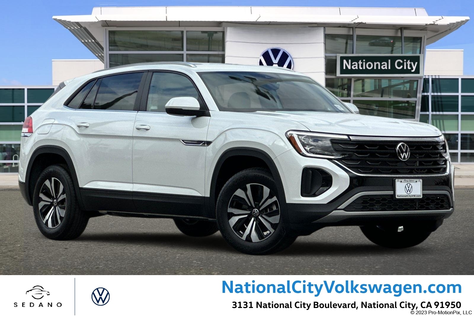 2026 Volkswagen Atlas Cross Sport SE's photo
