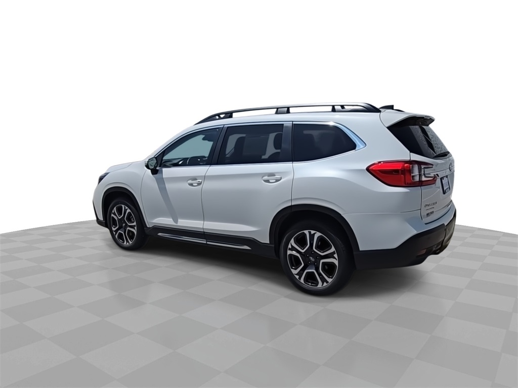 2023 Subaru Ascent Limited photo 3