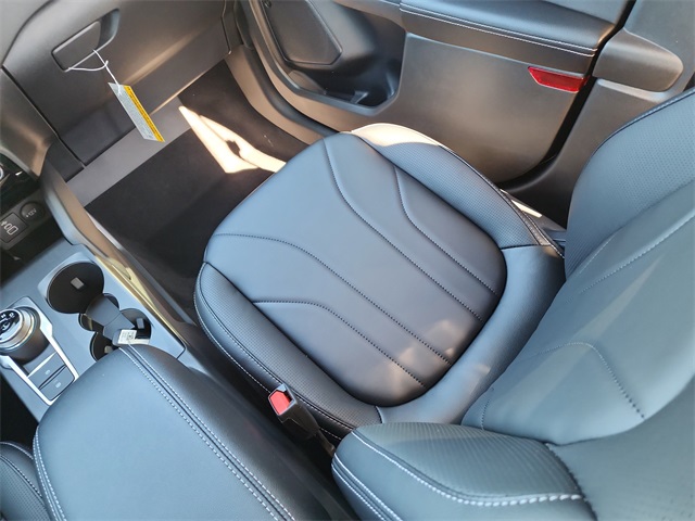 2025 Ford Escape Plug-In Hybrid Base photo 13