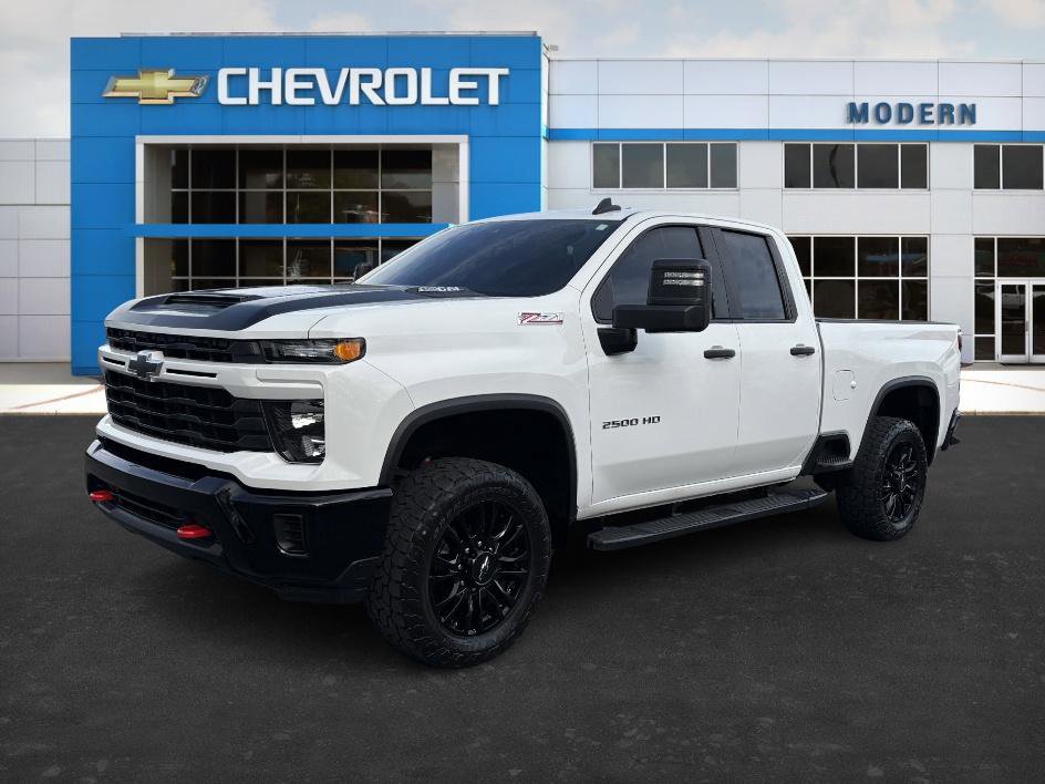 2024 Chevrolet Silverado 2500HD Custom's photo
