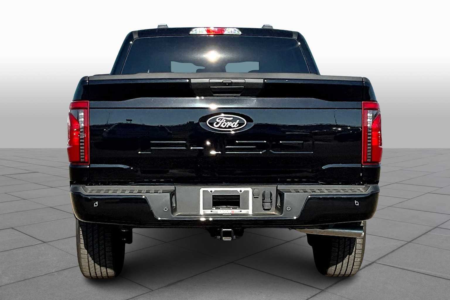 2025 Ford F-150 STX photo 3