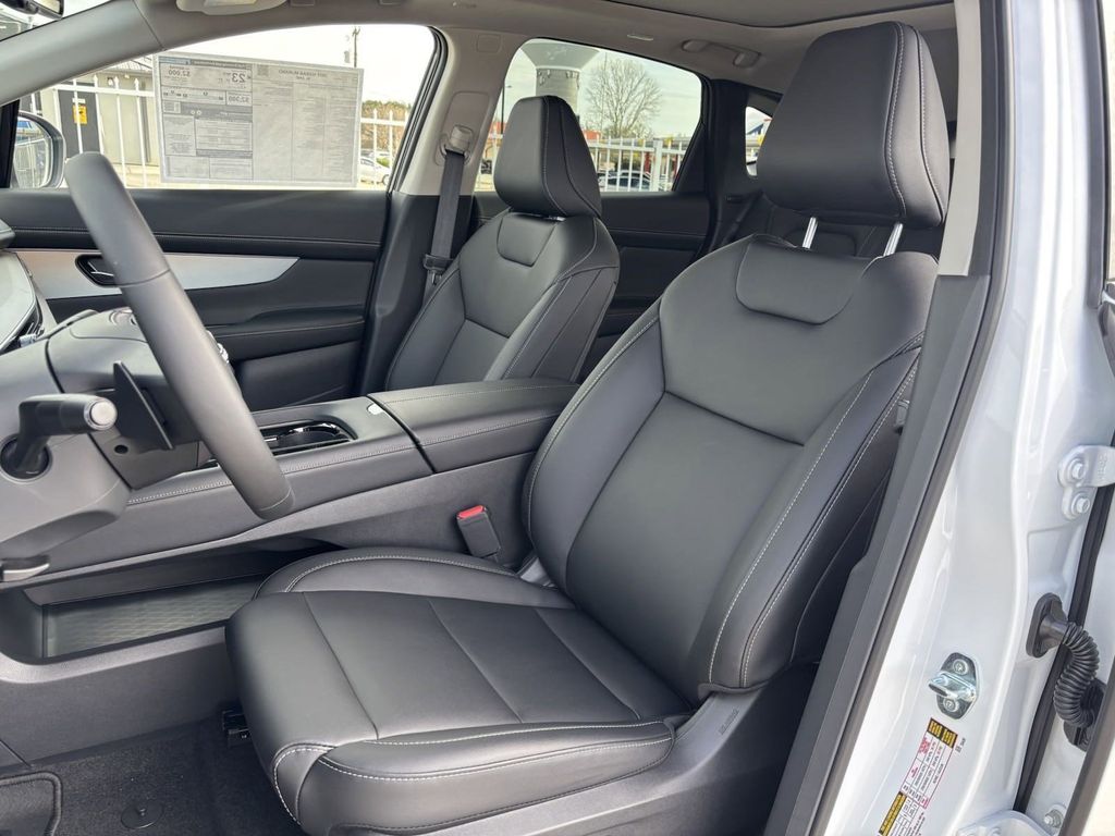 2025 Nissan Murano SL photo 19