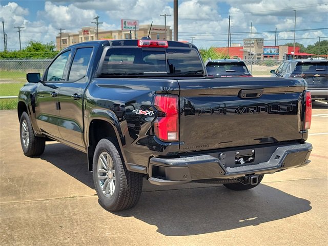 2025 Chevrolet Colorado Work Truck LT photo 4