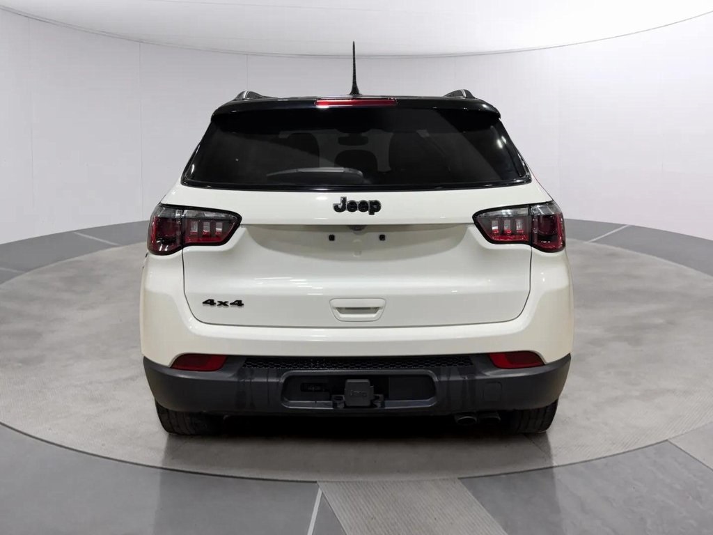 2021 Jeep Compass Altitude photo 3