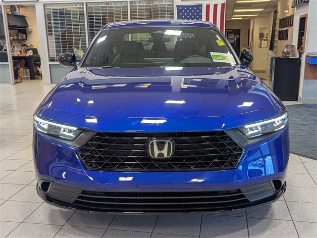 2025 Honda Accord Hybrid Sport-L photo 3