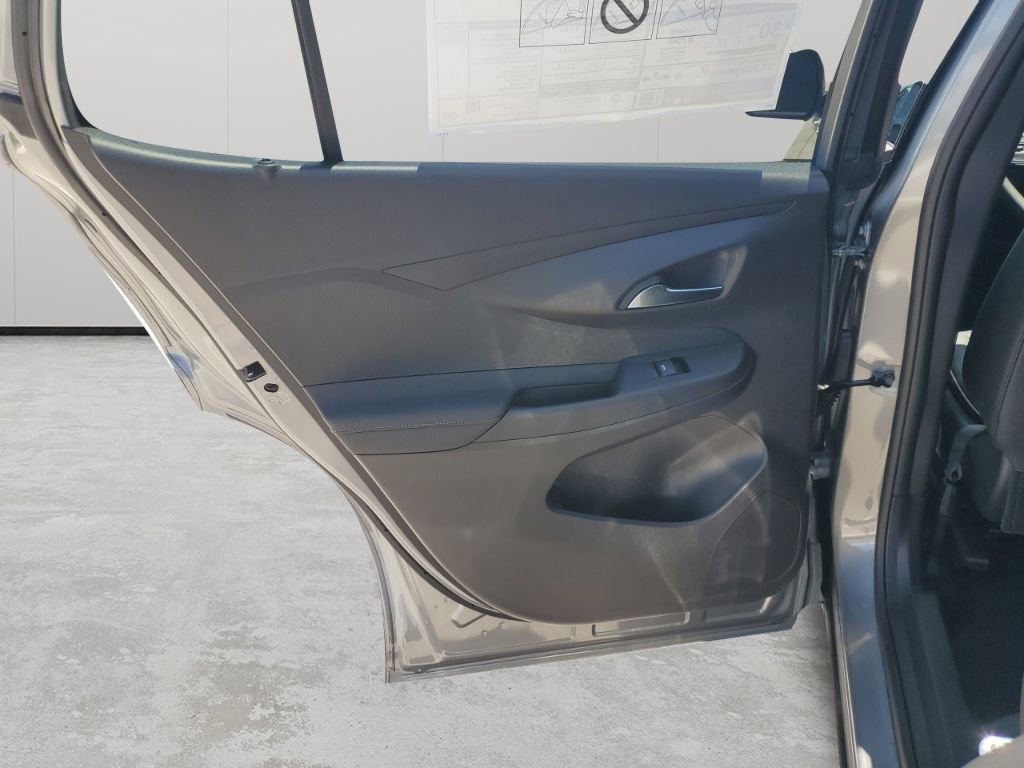 2025 Buick Envista Avenir photo 17