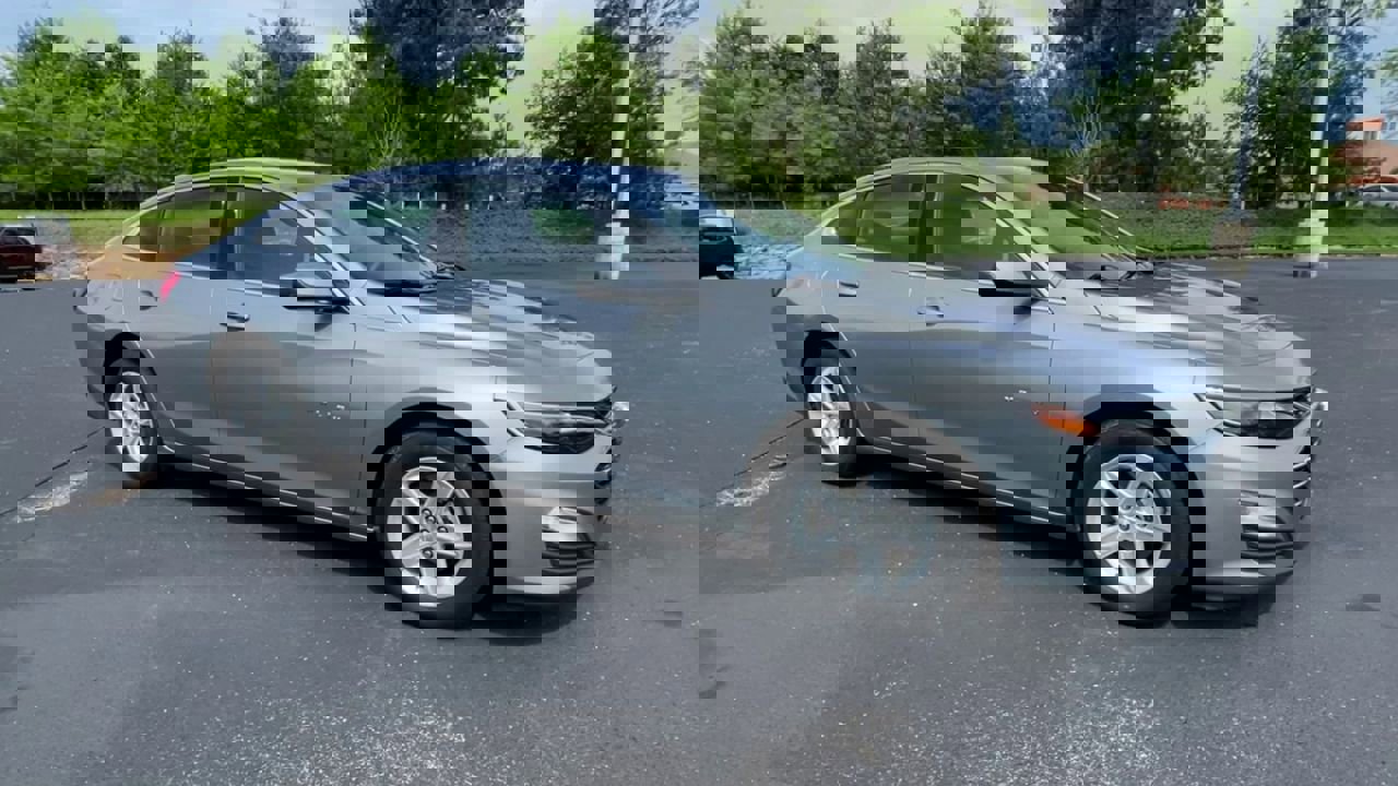1G1ZB5ST9RF155008